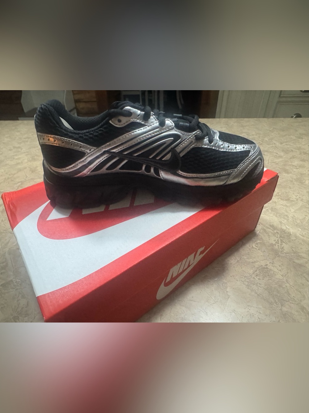 Nike air max moto 2K Black and Silver Mesh Lace-Up Sneakers - Picture 2 of 8